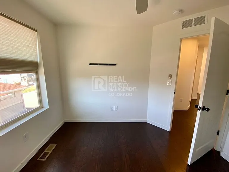 3688 Celestial Ave — Photo 20