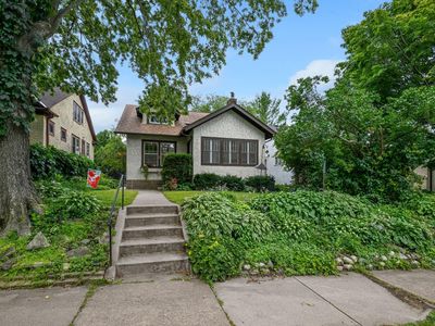 2032 James Ave, Saint Paul, MN, 55105