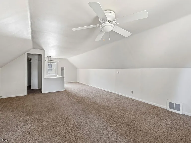 1395 Irene Rd — Photo 17