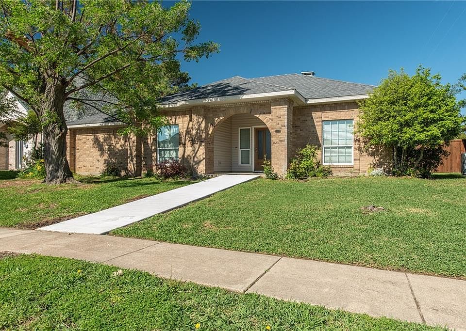 1st image of 4509 Lakeway Dr