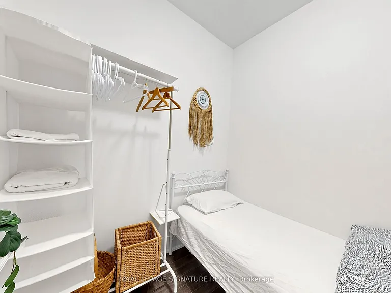 39 Queens Quay E #830 — Photo 21