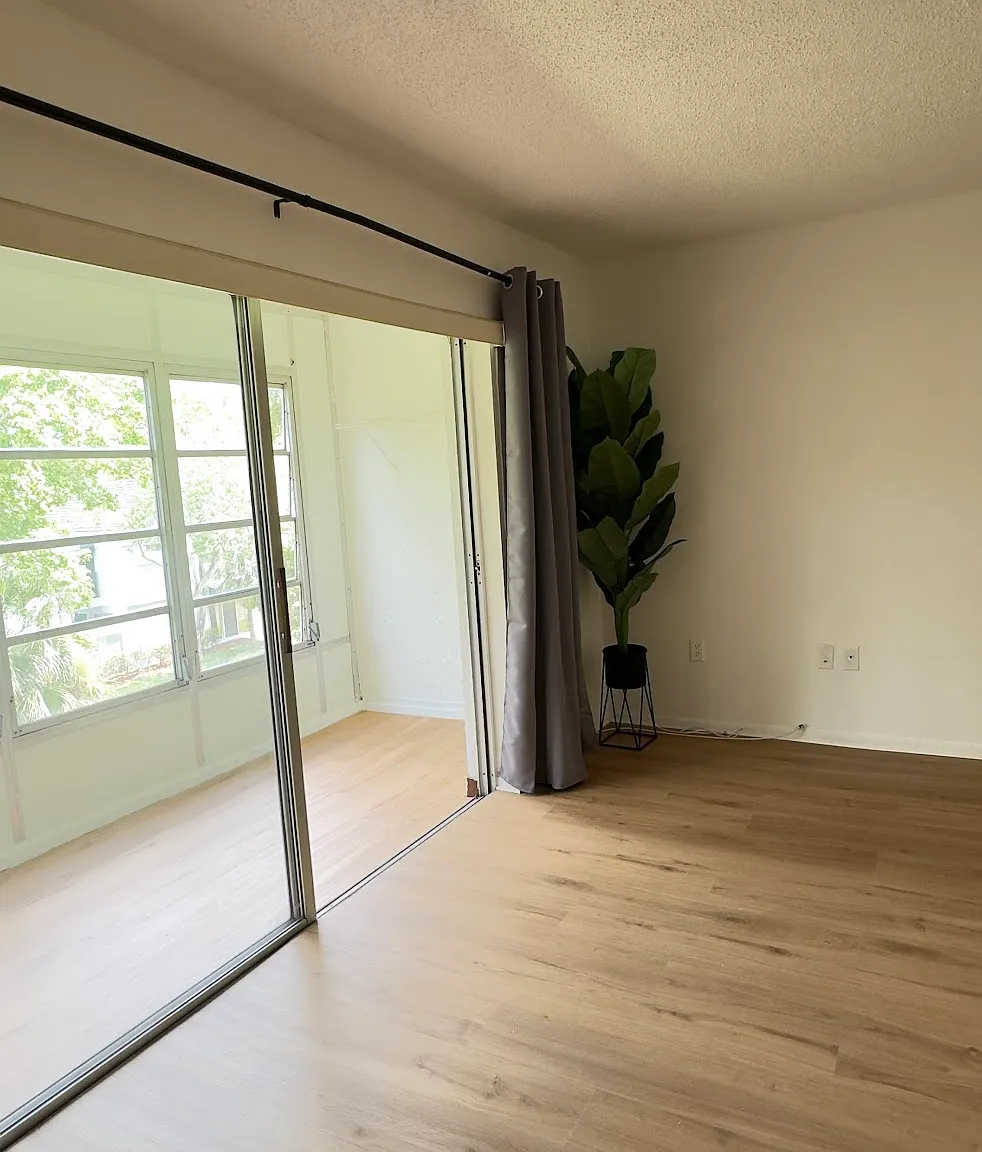 2 bed, 1160 sqft, $1,750 — Photo 2