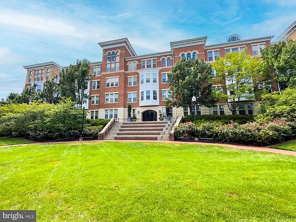 2nd image of 400 Cameron Station Blvd APT 314