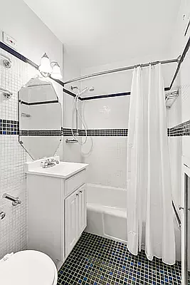 Rented by Oxford Property Group | media 22