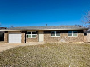 706 Quapaw St, Enid, OK 73701