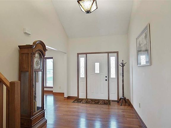 4th image of 1217 Woodland Meadows Dr