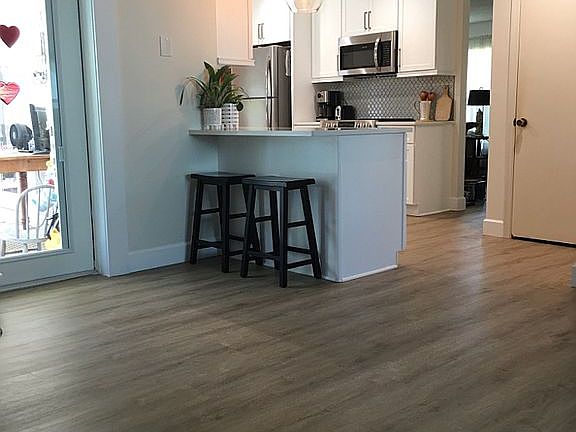 3rd image of 190 22nd Ave