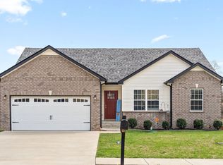 1933 Bell Chase Way, Clarksville, TN 37040