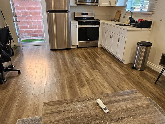 5th image of 6241 Bellaire Ave