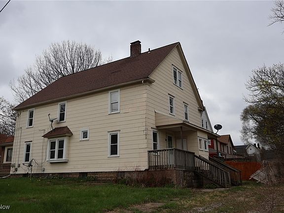4th image of 121-123 Roswell St