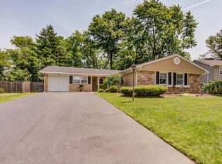 8 Ferland Ln, Aberdeen, NJ 07747