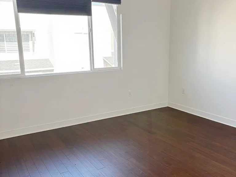 2825 Lily Ln — Photo 4