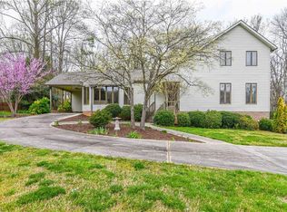 4702 Perquimans Rd W, Greensboro, NC 27407