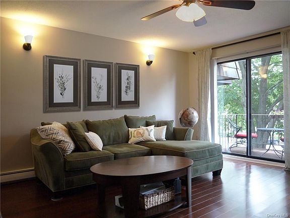 5th image of 1 Briarcliff Dr S #8