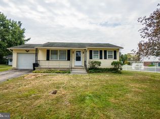 190 Woodcrest Dr, Gettysburg, PA 17325