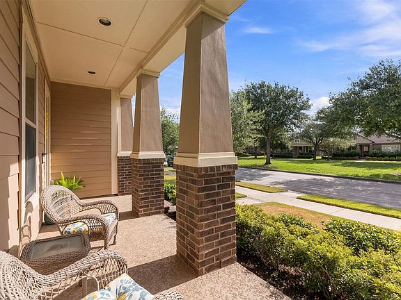 3rd image of 16807 Seminole Ridge Dr