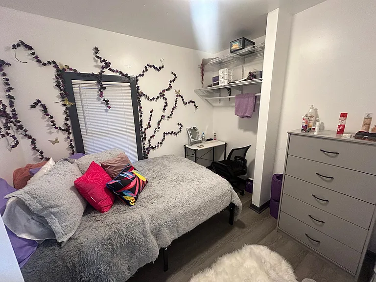 51 Walnut St #2 — Photo 6