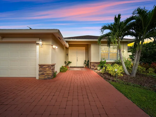 3067 SW Segovia Street, Port St Lucie, FL 34953