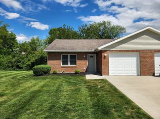 752 Meadow Glen Ave, Brookville, OH 45309