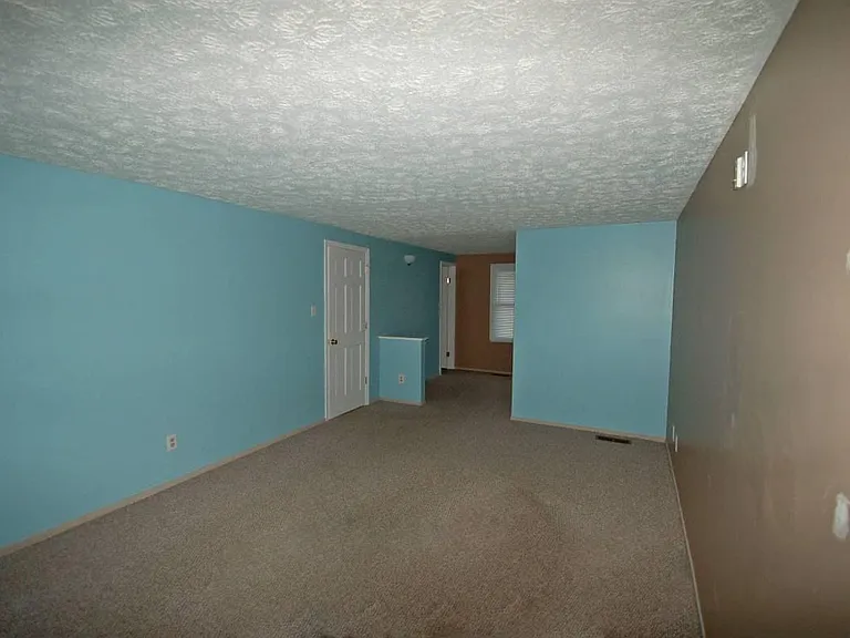 9601 Broad Meadows Rd — Photo 14