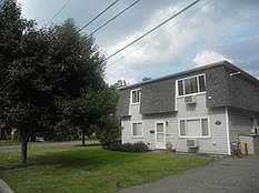 1st image of 1 Holts Ln