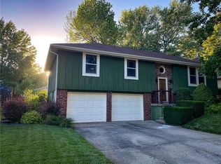 1413 SW 20th St, Blue Springs, MO 64015