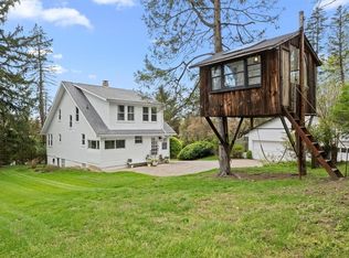286 Hilltop Dr, Cheswick, PA 15024