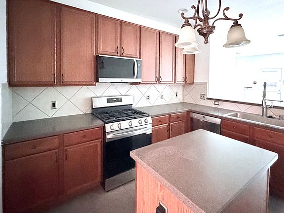 3rd image of 14531 Keystone Green Dr