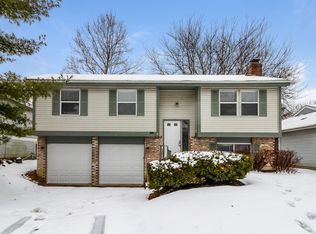 1712 Weather Stone Ln, Columbus, OH 43235