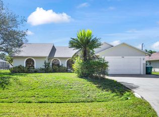 398 SW Carter Ave, Port Saint Lucie, FL 34983