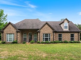 1596 Lyles Rd, Senatobia, MS 38668