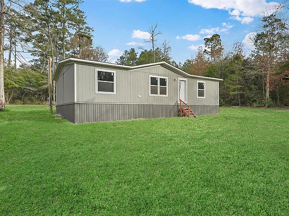 4th image of 406 Ivanhoe Estates Drive