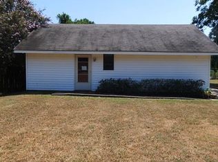 221 W Scruggs St, Trinidad, TX 75163