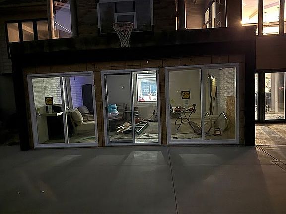 LL Patio room