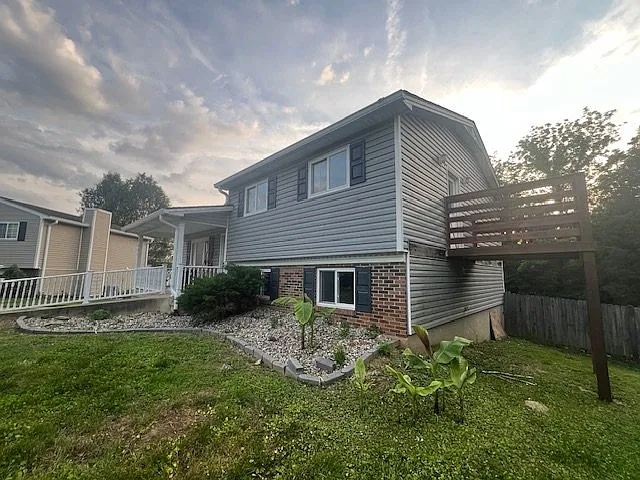 Building Photo - 4901 Woodsend Rd