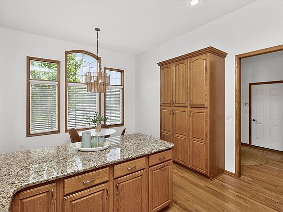 4th image of 3608 152nd St