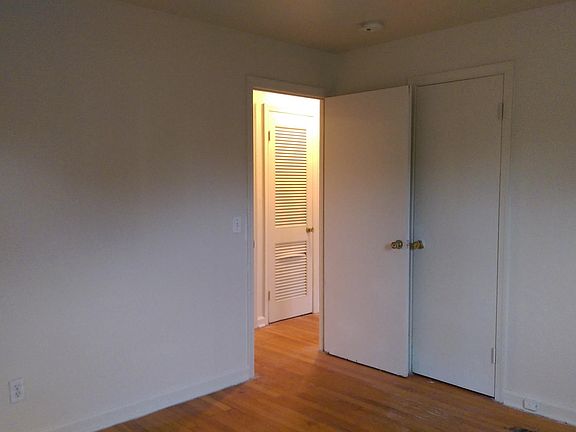 5th image of 204 South St