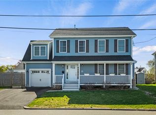 397 Kenyon Ave, Pawtucket, RI 02861