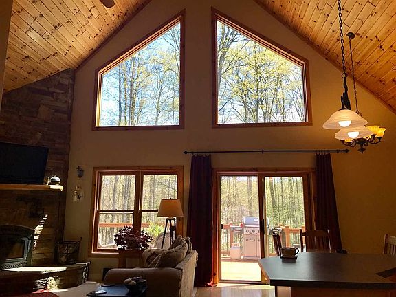 3rd image of 04480 Walloon Ct