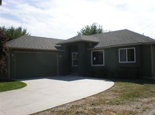 623 W 7th St N, Middleton, ID 83644