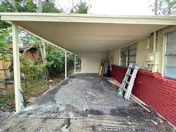 5th image of 6204 N 41st St