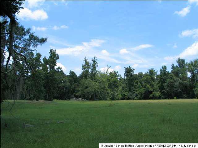 2nd image of Lake Martin Rd