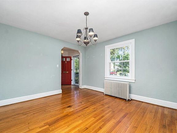 Dining room looking towards Foyer