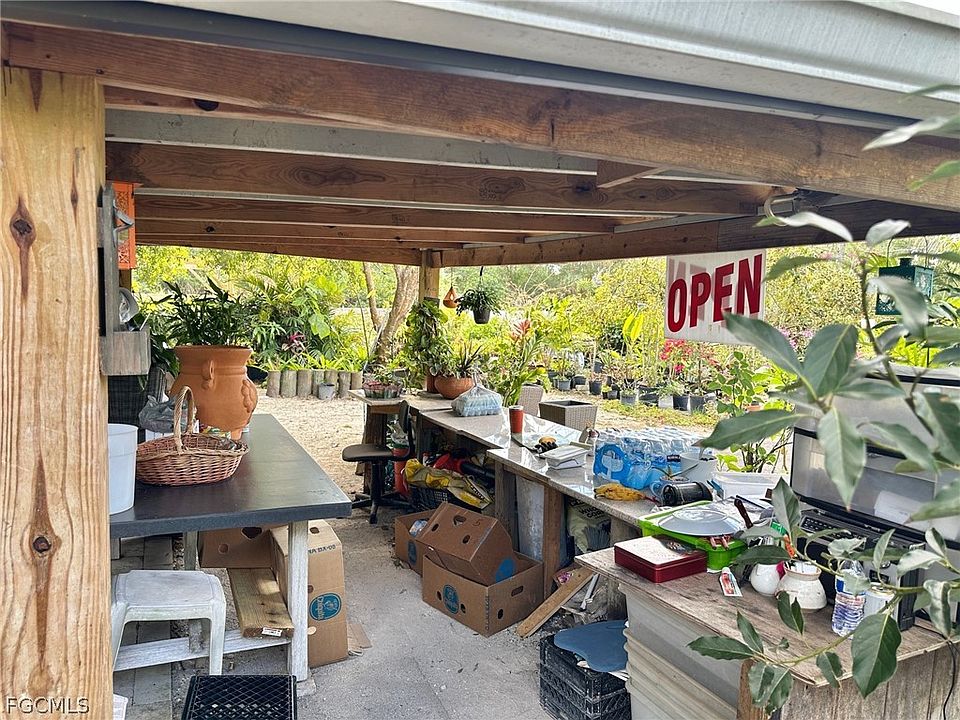 1st image of 9320 Buckingham Rd