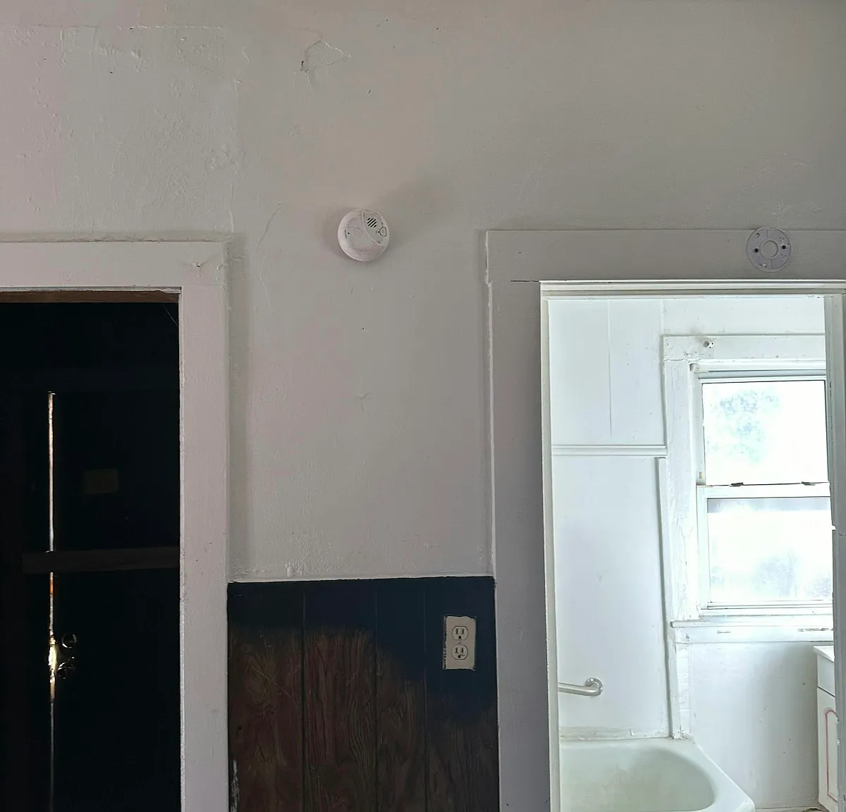 1507 South Livingston Street — Photo 2