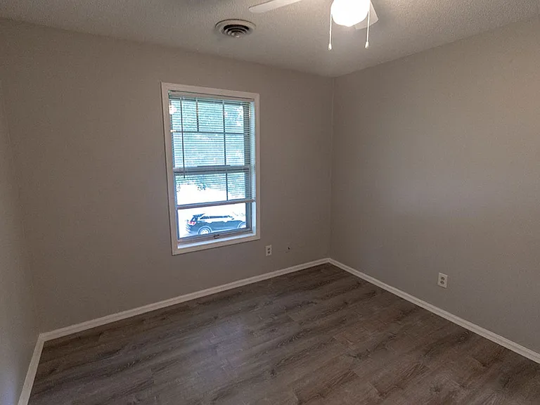 2904 Leeway Dr #B — Photo 18
