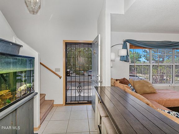 3rd image of 4201 N Saratoga Dr