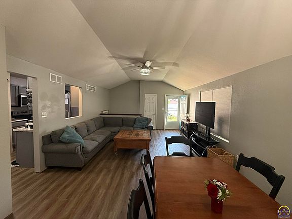 3rd image of 7230 SW 23rd Ct