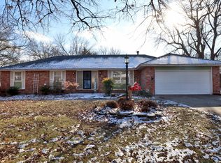 2200 E Ridgewood Dr, Springfield, MO 65804