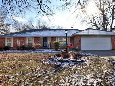 2200 E Ridgewood Drive, Springfield, MO, 65804